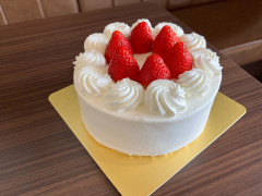 苺と生クリームのケーキ