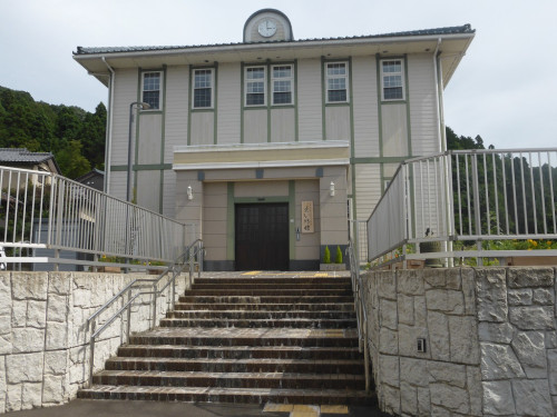 えい坊館　　永平寺町魅力発信交流施設、永平寺町特産品・地酒などを取り扱っております