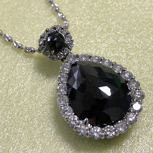 厚み5㎜❤K18WG ブラックダイヤモンド（ローズカット) 1CT ペンダント　トップ✨