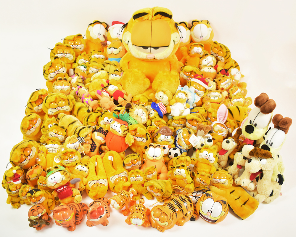 😸Garfield Toys Market😸