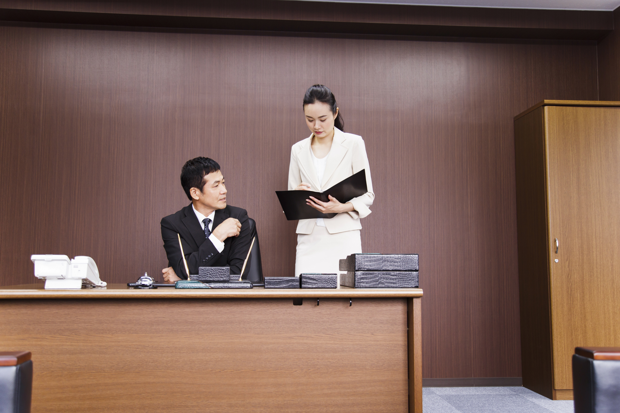 ■What does a secretary do? Summary of the secretary's role and specific duties!