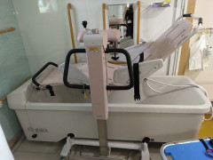 施設入浴　ストレッチャー.jpg