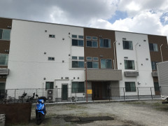 ナーシングケアはな　建物.jpg