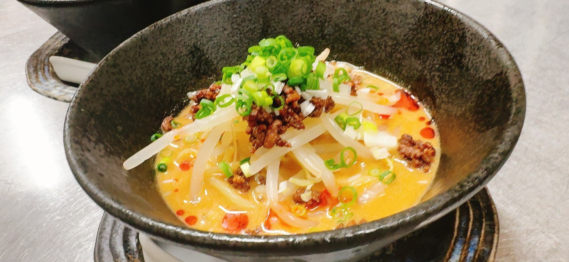 初夏の四川コース　7,700円 【 期間限定　6月5日(金)～6月14日(日)】