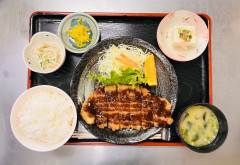 チキンかつ定食