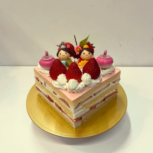 ひなまつりケーキのご予約承ります