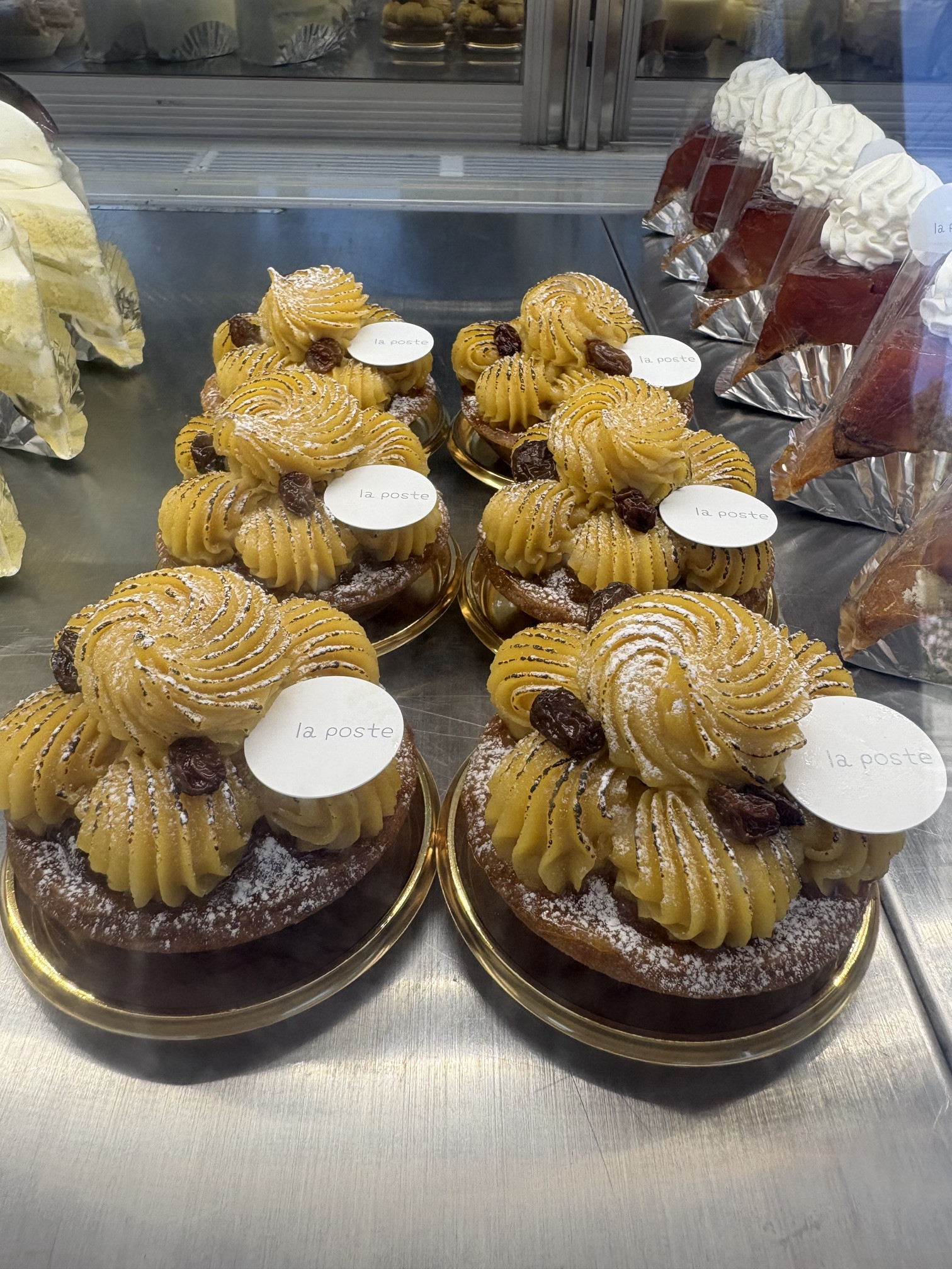 新しいケーキのご紹介  『さつまいものタルト』