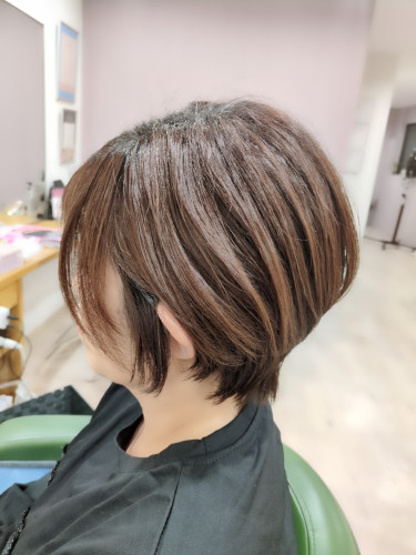 ショートヘア