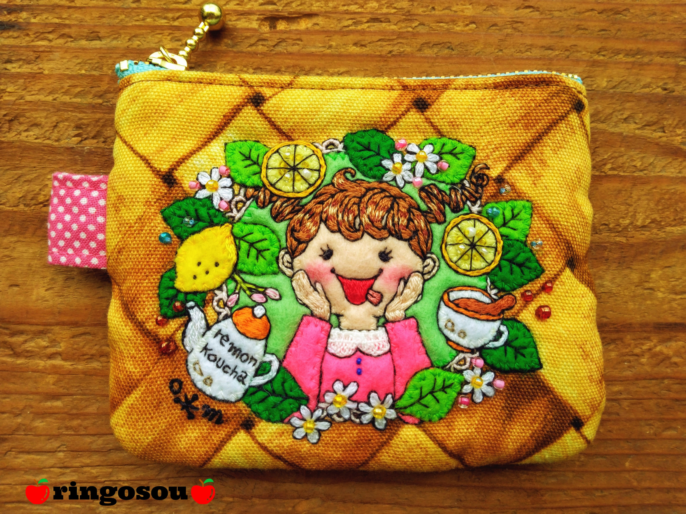 📢【新作】🍋レモンヨーグルトケーキのミニミニポーチが仕上がりました( ´∀`)ノ