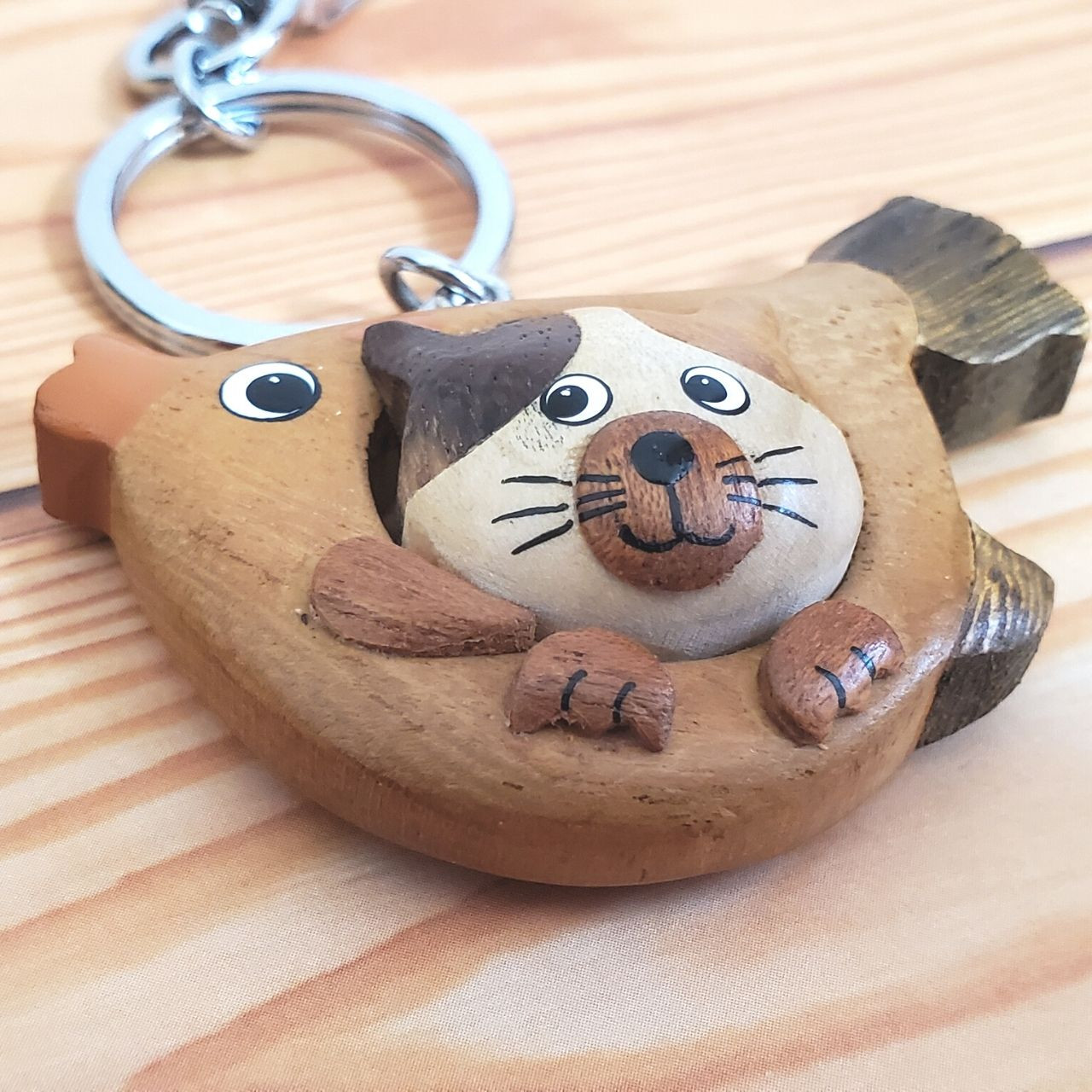 新商品！手作りのかわいい組み木のキーホルダー(猫)