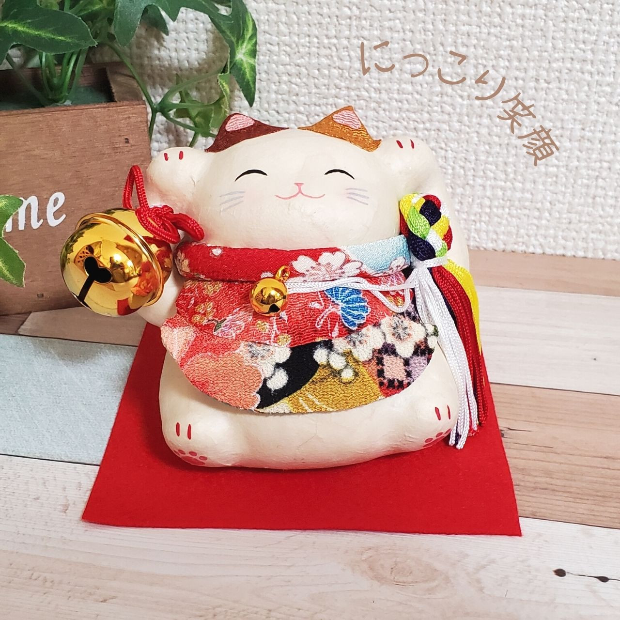 新商品！ちぎり和紙　かわいい5色鈴なり満福猫