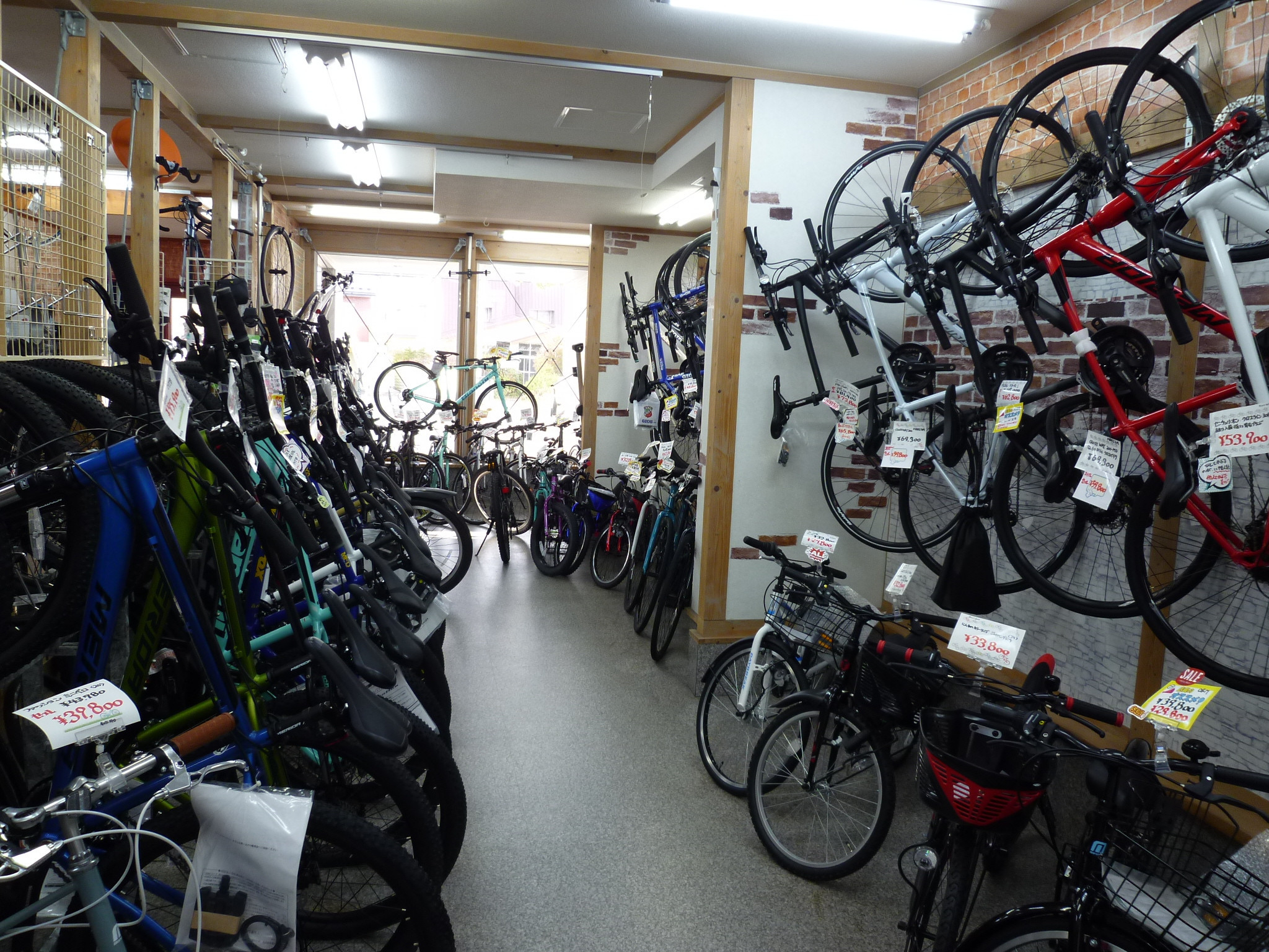 お買い得自転車満載です