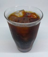 冷たいドリンク【アイスコーヒー】　マンデリン豆ならではの特製濃厚なブラックコーヒー