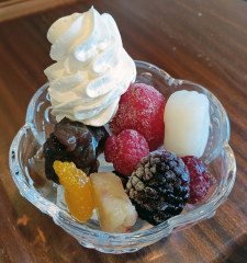 ハーフ クリームあんみつ