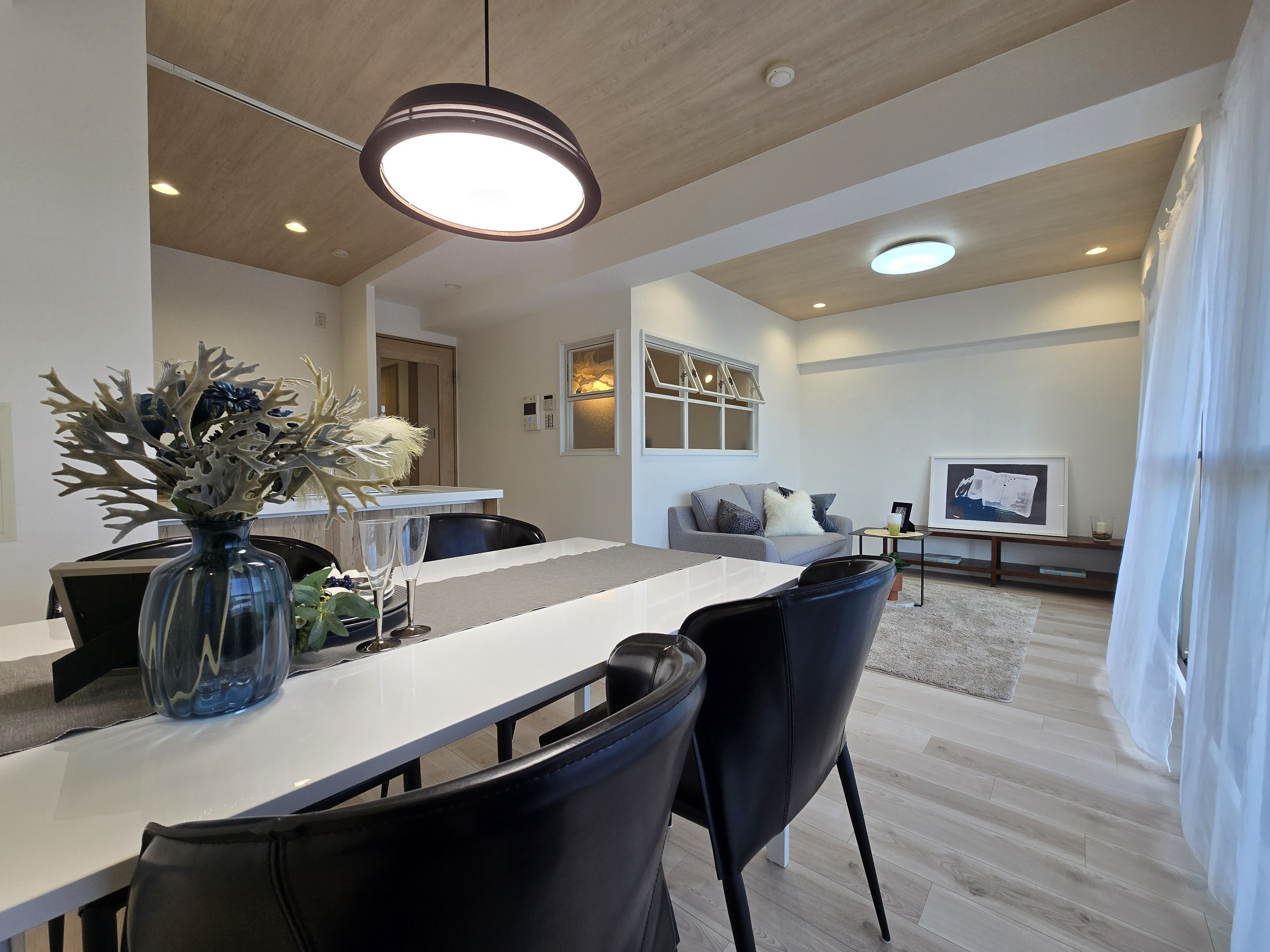 神戸市2LDKマンション　　　　　　　　　　　　LDのみプランB＋寝室　　　　　　　　　　　　　　　　　　13万円（3か月レンタル）