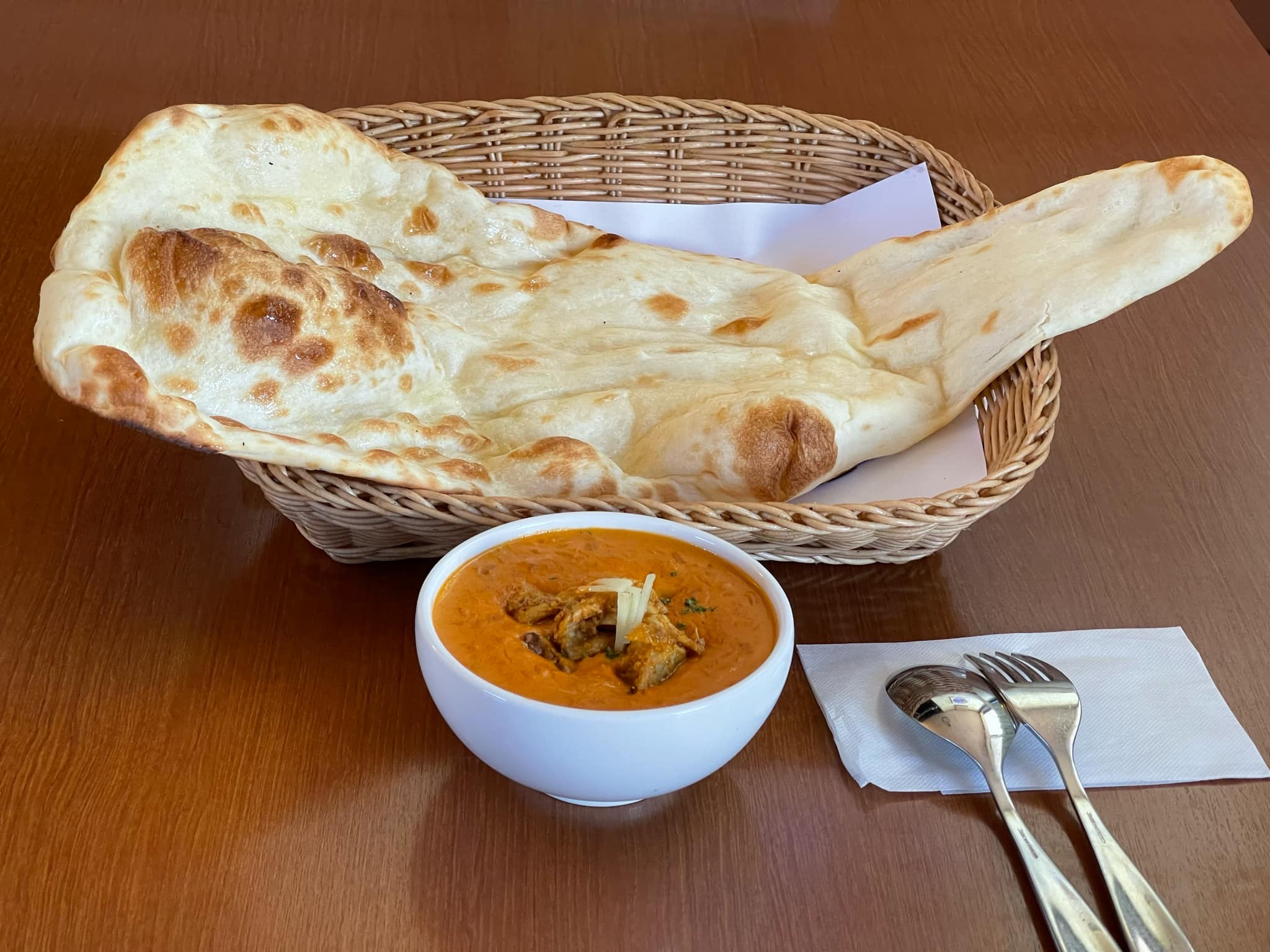カレーナン      850 円
