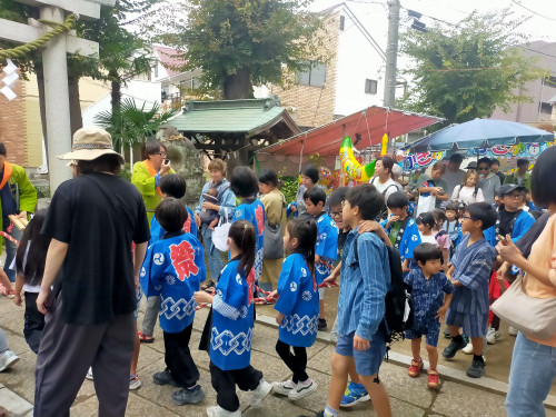 IMG20251012132312子供神輿宮出し2025.jpg