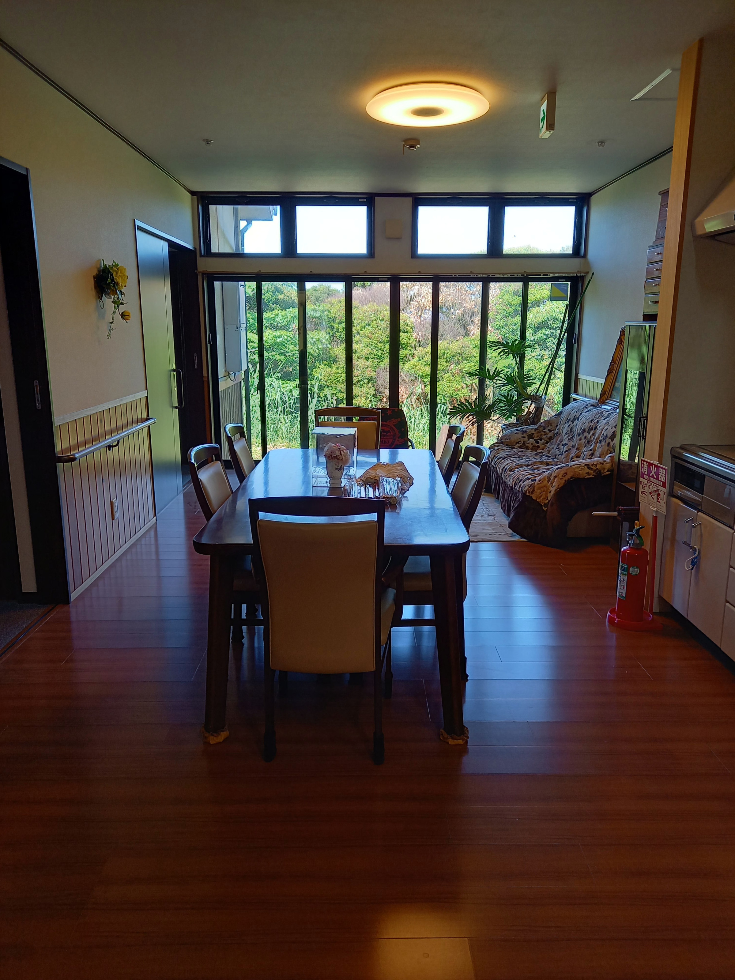 ホール２（Living）