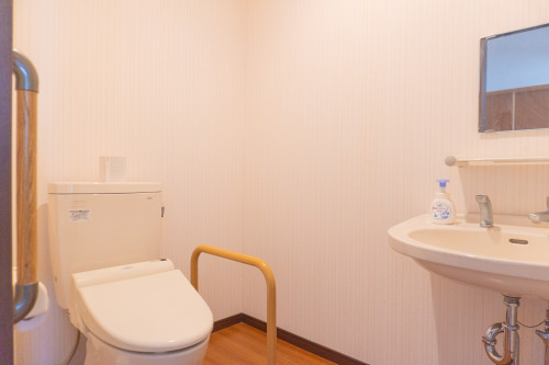 部屋トイレ.jpg