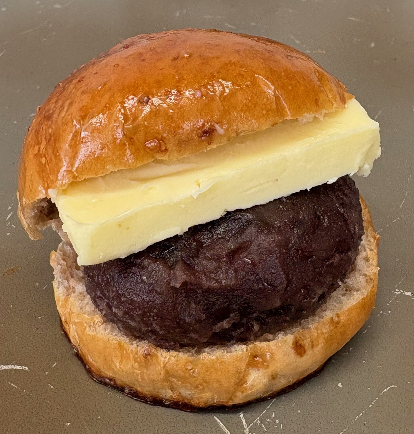 「くるみ粒あんバター」