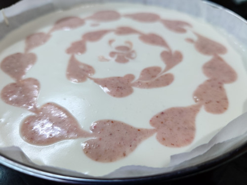 クリームパスタとヨーグルトムースケーキ