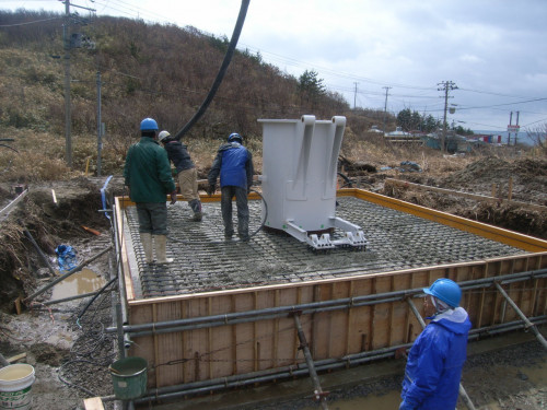 RIMG1229小型風力施工状況1.JPG
