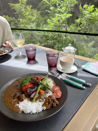 芳しきテラスランチ