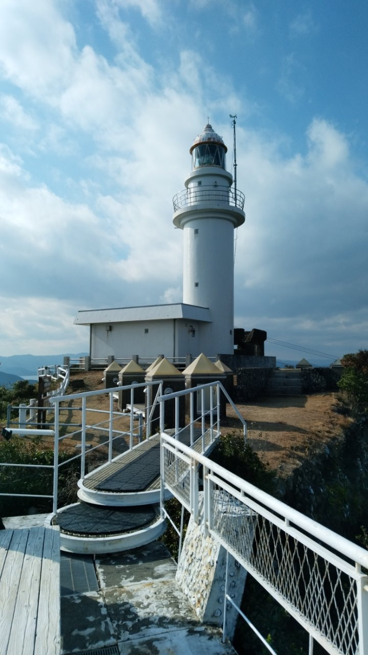 鶴見崎灯台
