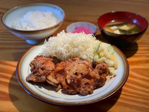 しょうが焼き定食.jpg