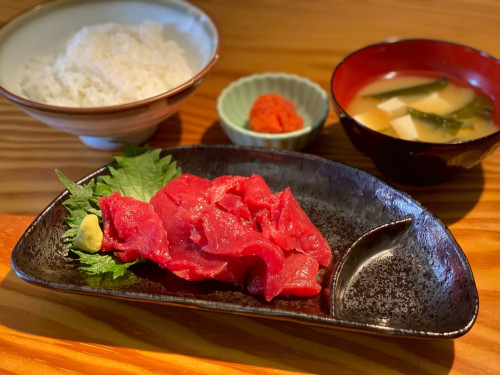 まぐろ切り落とし定食.jpg