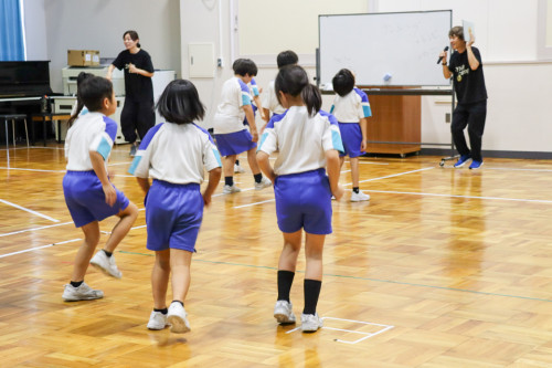 三国北小学校にて演劇ワークショップを行いました
