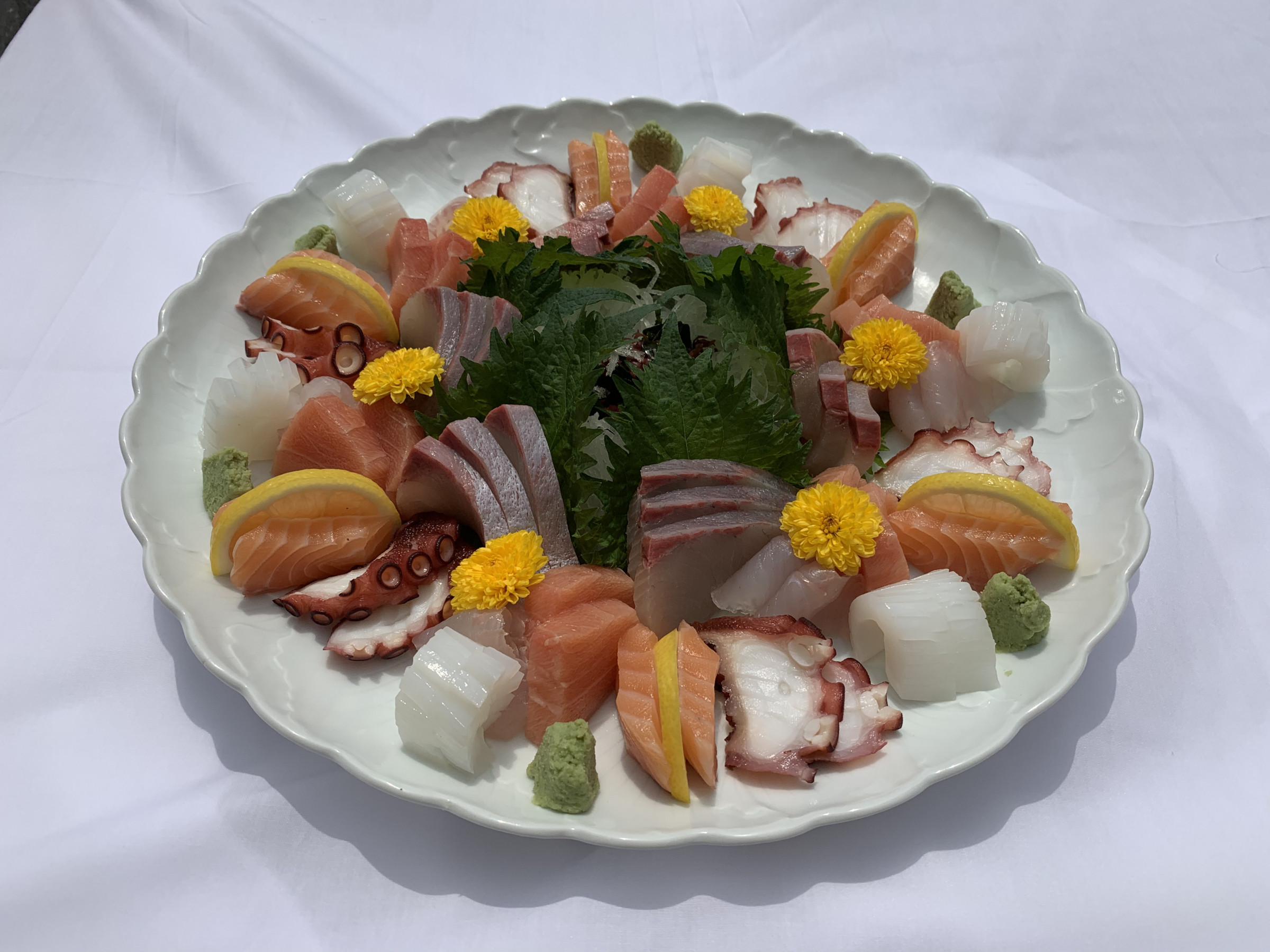 刺身盛り合わせ（5400円）