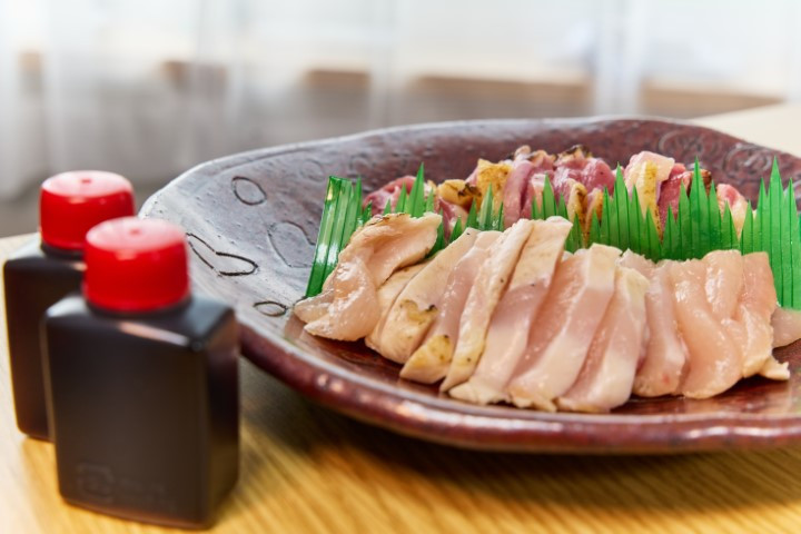 公式】宮崎県えびの市 鶏肉専門店 えびチャン本店