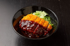 出前館にて「ソースカツ丼　１０%割引キャンペーン」実施中です❕