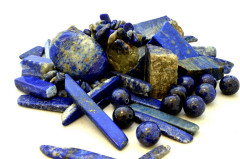 lapis-lazuli-5086836_1920.jpg