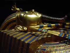 tutankhamun-6112236_1920.jpg