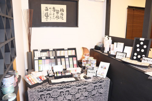 店内２.jpg