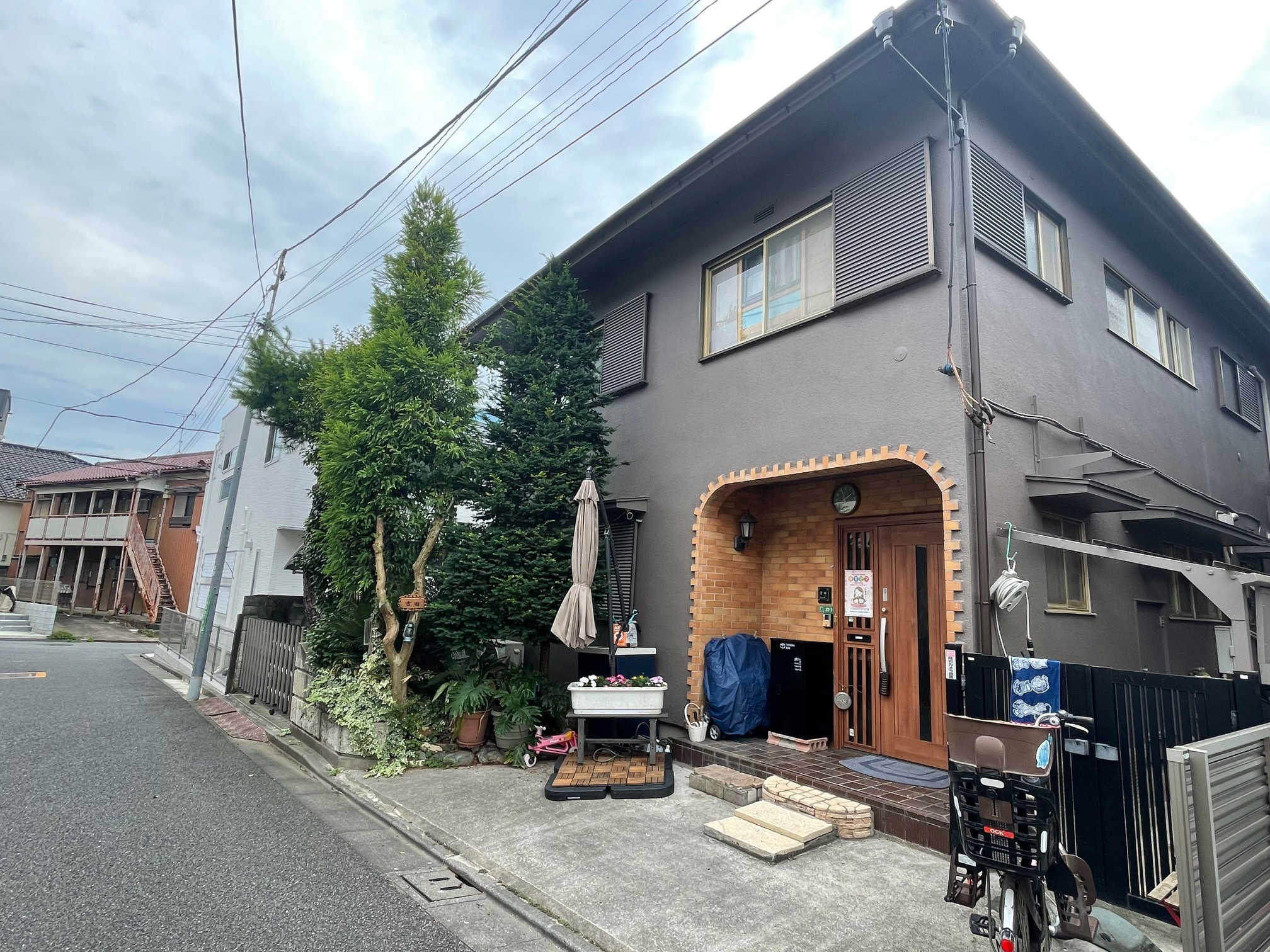 令和６年５月　屋根張替・外壁塗装しました