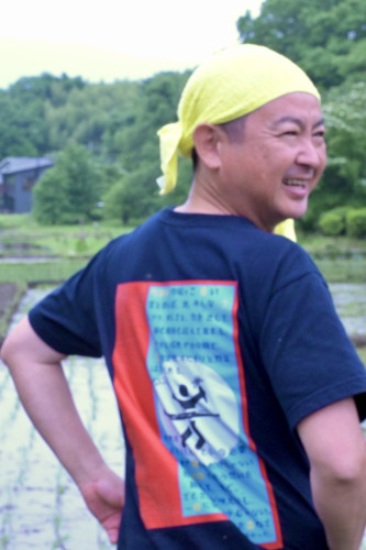 小山田の田んぼ。 田植え。 こどもたちが、どろんこになって頑張ってくれました。 よくできました＼(^^)／ ありがとう。 学校の先生方も、PTAの方々も、地域の方々も、いつもありがとうございます。 今