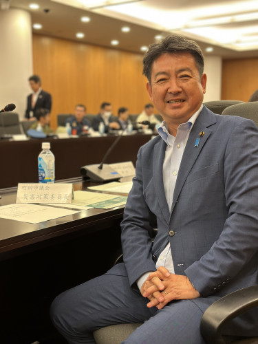 町田市防災会議に、町田市議会災害対策委員長として出席。 　町田市の災害対応における現状と総合防災訓練の目的を確認し合いました。 　2025年度も「ひと・まちを災害に強くする」を目的として、町田市総合防