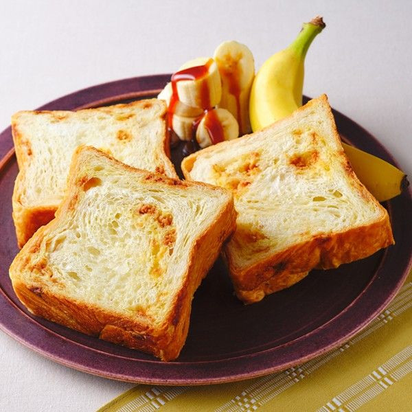 新商品 「キャラメルチョコバナナデニッシュ」 が登場しました。