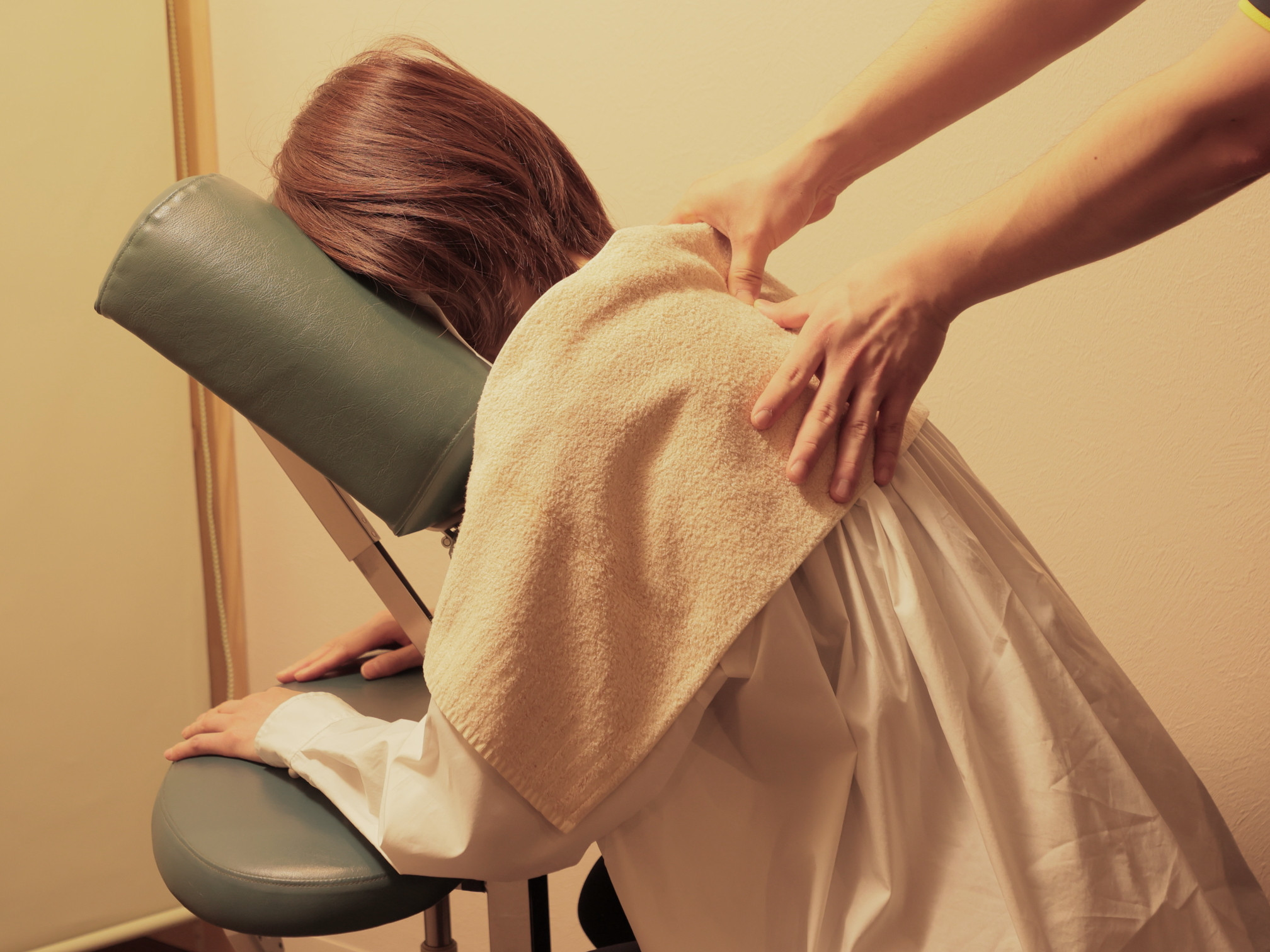 寒さで、肩が縮こまっていませんか？