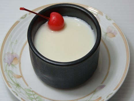 家族亭手づくり杏仁豆腐