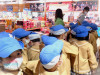 ⑬見学中（職員様による案内）.JPG