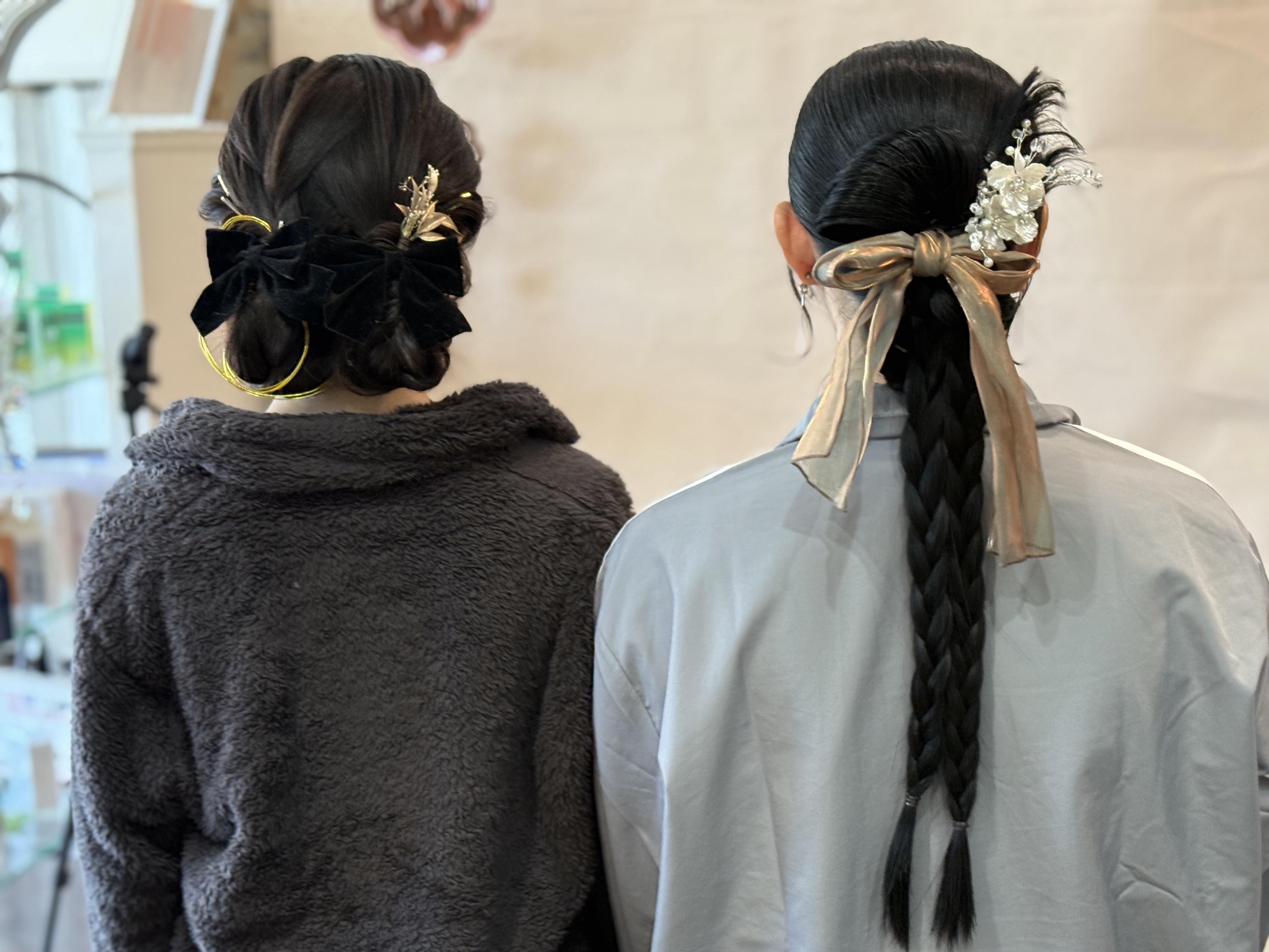 ご家族の結婚式にご参列されるお客様のヘアセットを担当させていただきました💐