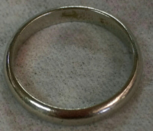古い指輪2.PNG