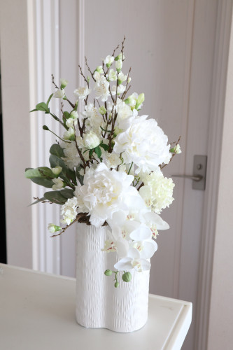 ラウンジ　縁香～ENKA〜様　空間装花