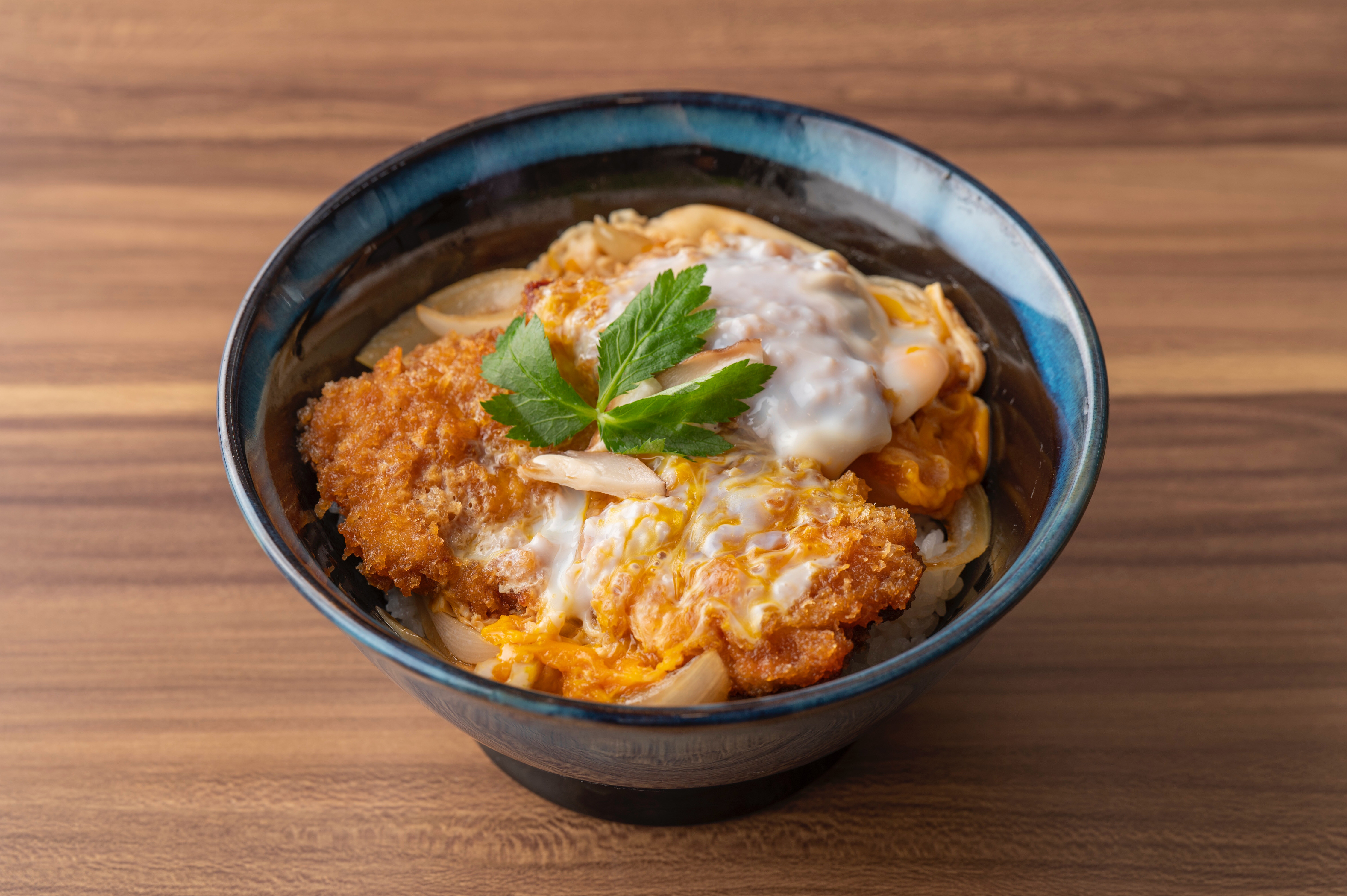 カツ丼　玉子とじ