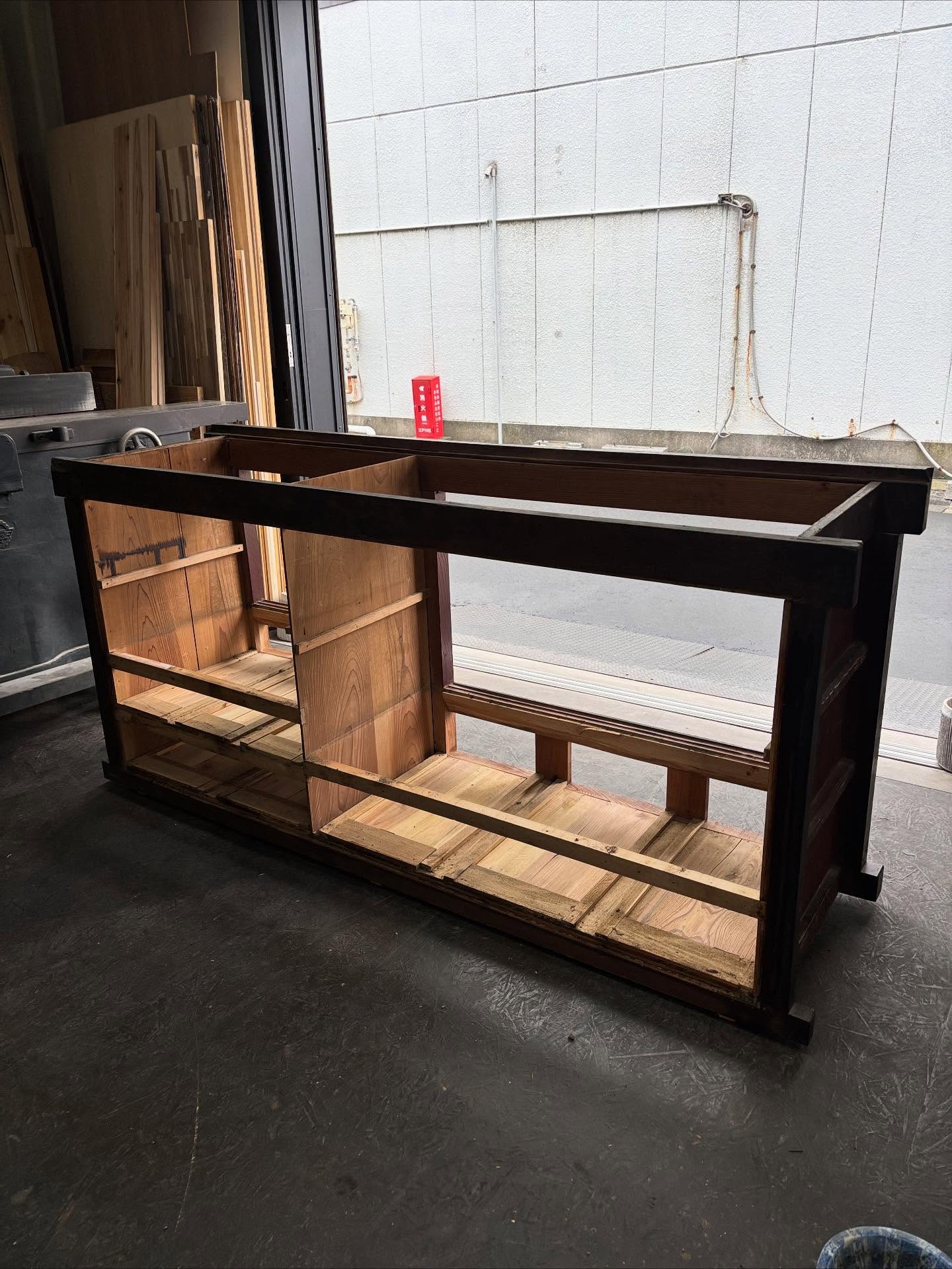 水屋箪笥の修理