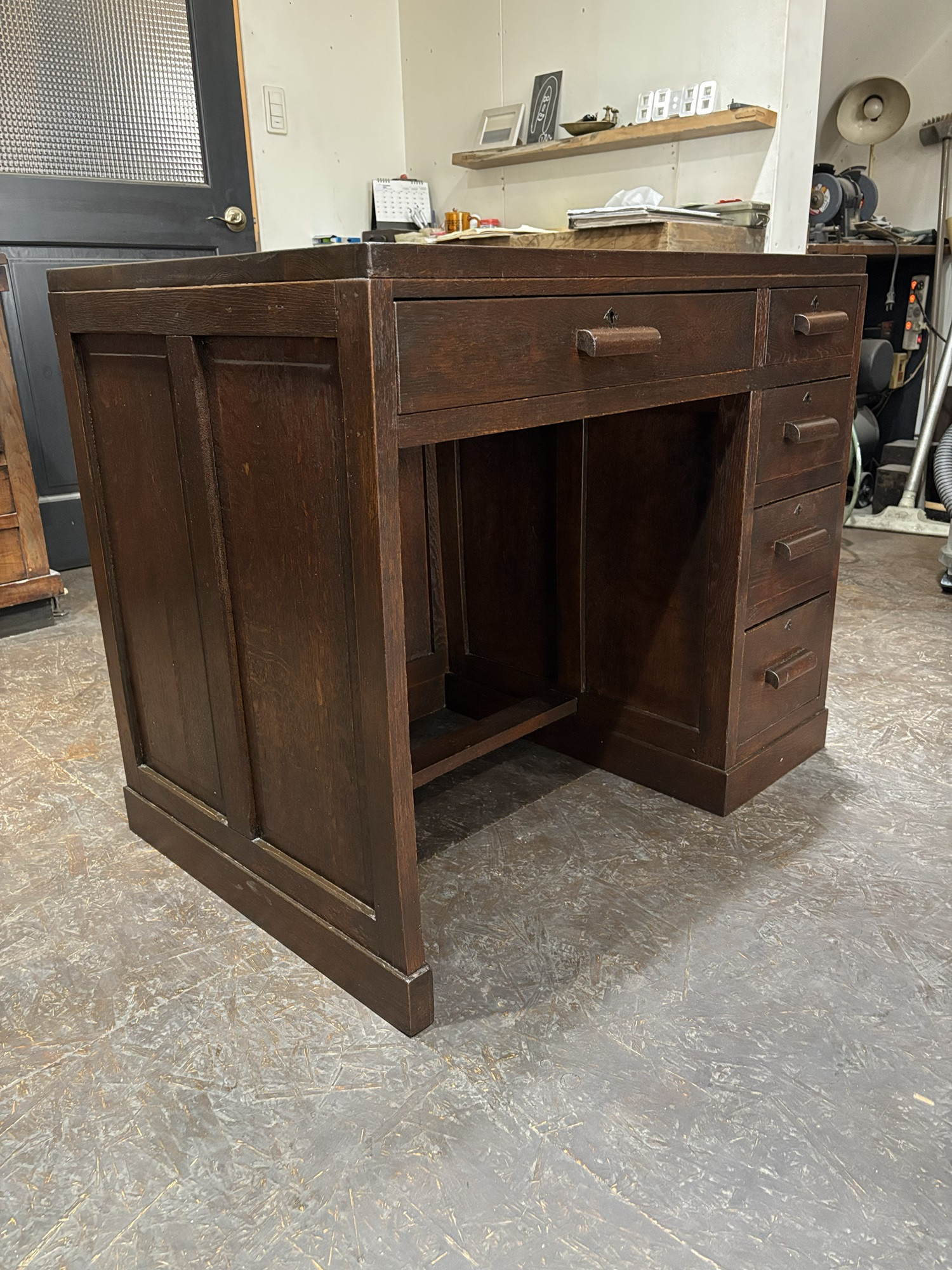 デスクの修理（完成）